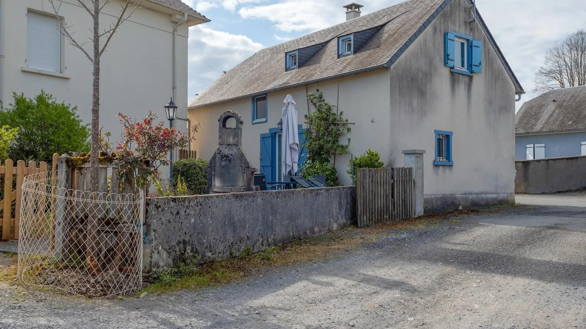Gite La Bergerie Pres De Lourdes Adé